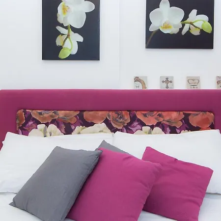 Apartman Consulta By In Róma