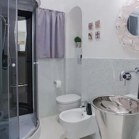 Consulta By In Róma