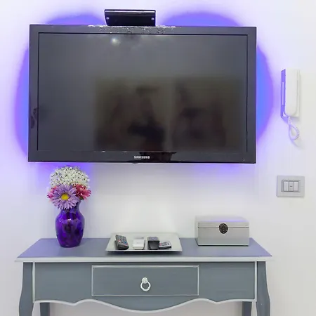 Consulta By In Apartment *